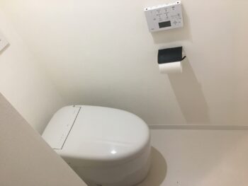 M邸トイレ