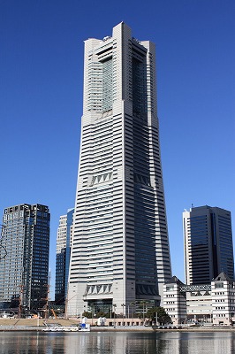 Yokohama_landmark_tower_20121_2